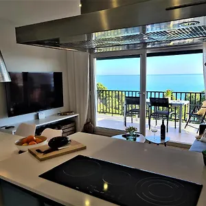 https://tico-de-diseo-sobre-la-cala-de-las-sirenas.catalonia-hotels.com
